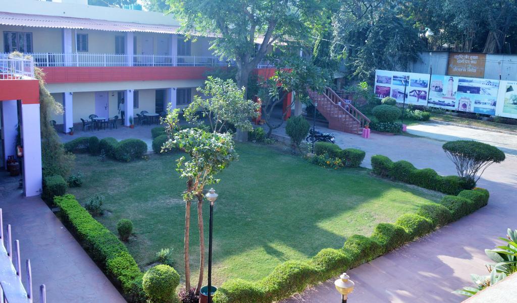 Hotel Goverdhan Tourist Complex Fatehpur Sīkri Esterno foto